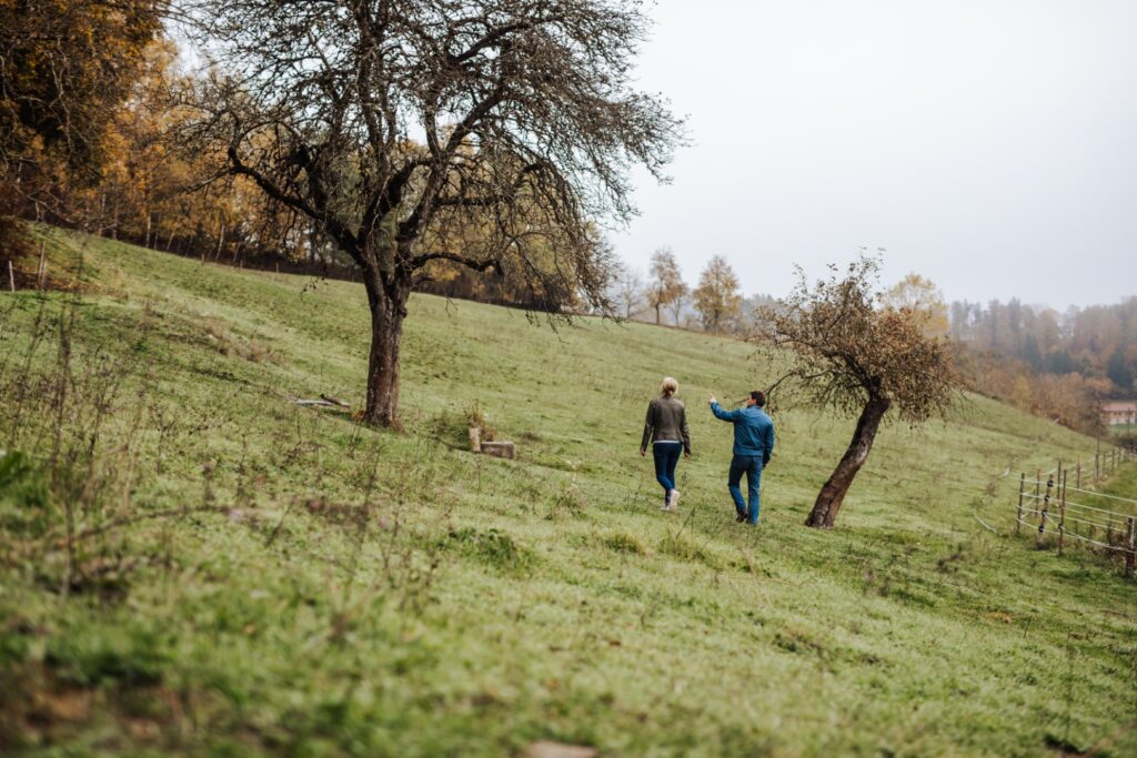 Martina und Mario Payer auf dem Simon Hof in Kärnten nachhaltige Landwirtschaft und Biodiversität in der Praxis